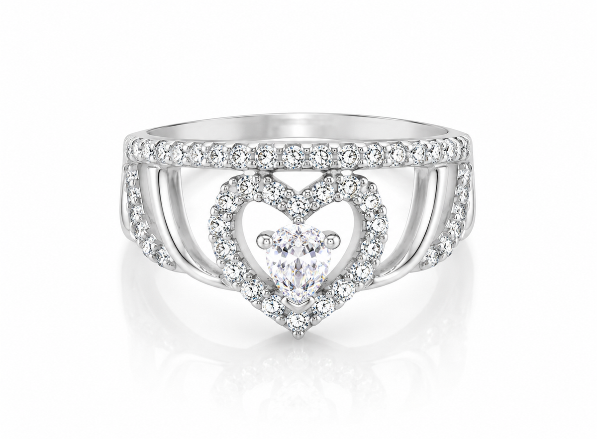 Heart Tiara ring