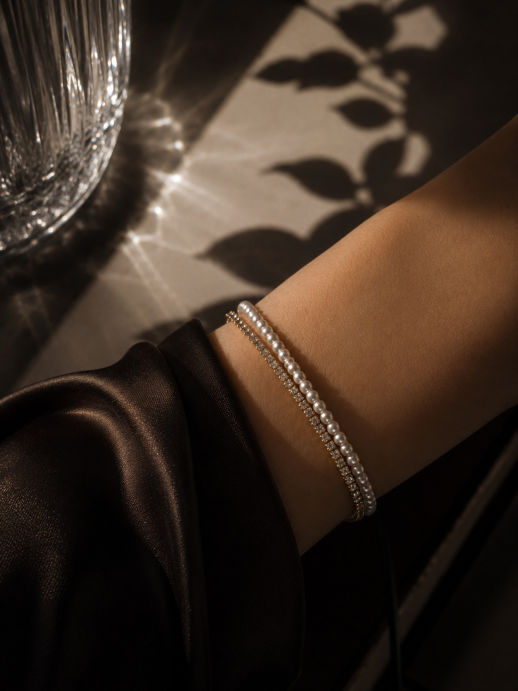 Pearls & Gold-Tone bracelet