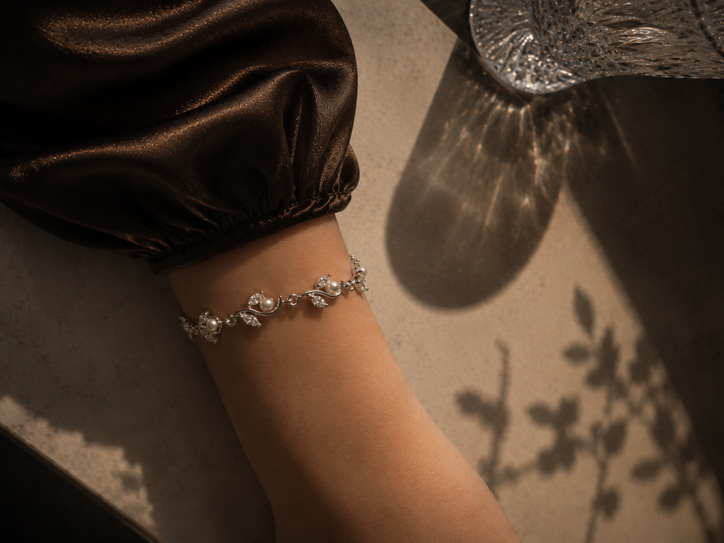Pearl leaves Bracelet